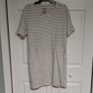Summer dress with pockets